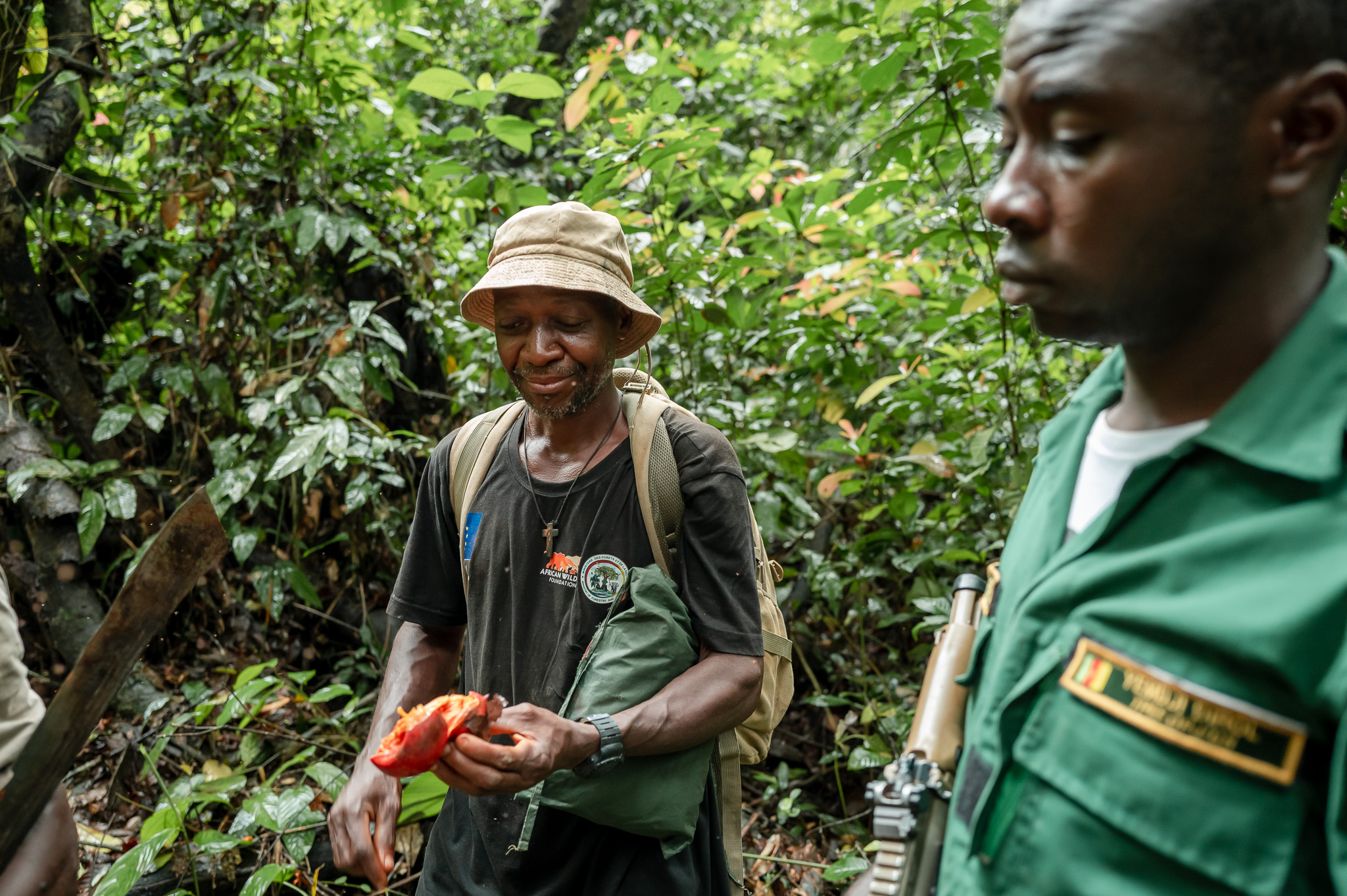 Sere Etienne assisting Eco-guards during a patrol session.