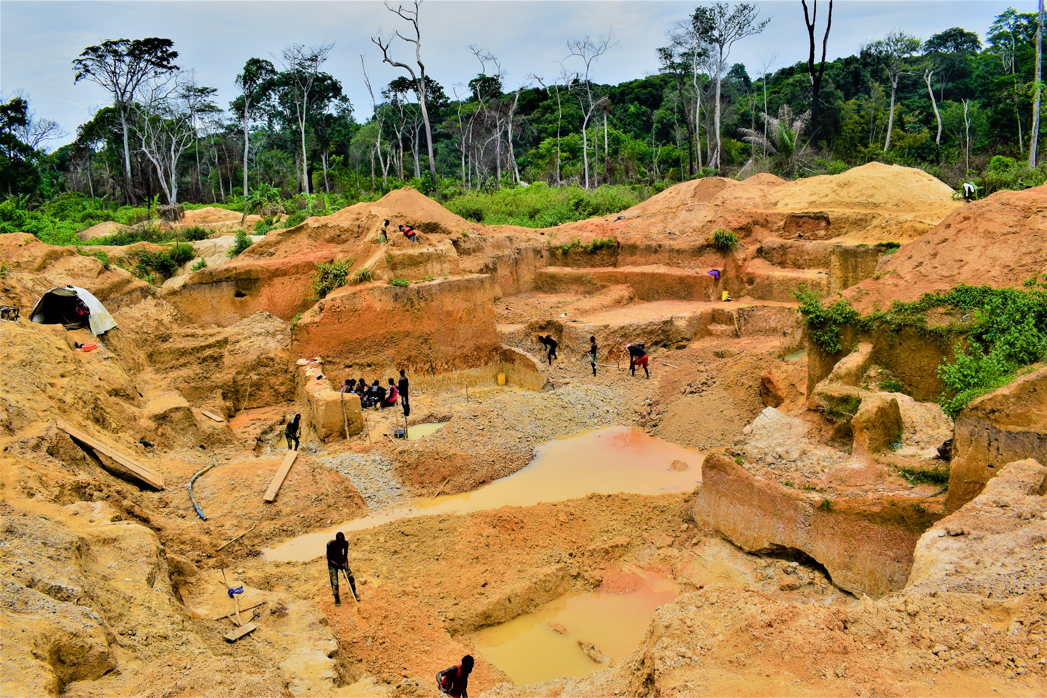 Lisala Mining Square